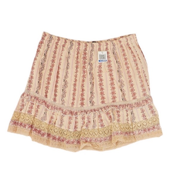 Angie Dresses & Skirts - NWT Angie Pink Floral Mini Skirt